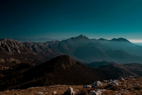 Comment organiser une escapade pour découvrir les bains thermaux en Hongrie : itinéraires et meilleures périodes ?